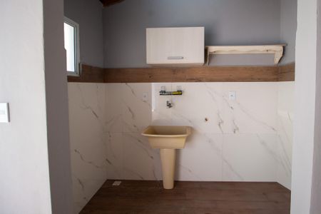 Casa de condomínio para alugar com 75m², 2 quartos e 2 vagas Casa de condomínio para alugar com 75m², 2 quartos e 2 vagasÁrea de Serviço