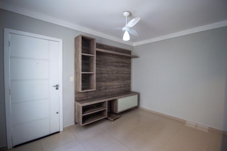 Sala de casa de condomínio para alugar com 2 quartos, 75m² em Caguassu, Sorocaba