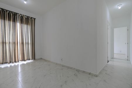 Apartamento para alugar com 55m², 2 quartos e sem vaga Apartamento para alugar com 55m², 2 quartos e sem vagaSala