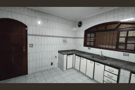 Casa para alugar com 160m², 3 quartos e 2 vagas Casa para alugar com 160m², 3 quartos e 2 vagasCozinha