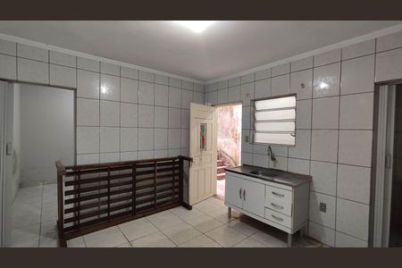 Cozinha / Sala de casa para alugar com 1 quarto, 40m² em Vila Nova Curuca, São Paulo
