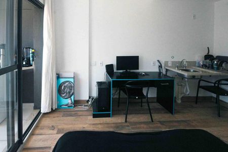 Studio para alugar com 30m², 1 quarto e sem vaga Studio para alugar com 30m², 1 quarto e sem vagaStudio