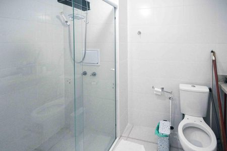 Studio para alugar com 30m², 1 quarto e sem vaga Studio para alugar com 30m², 1 quarto e sem vagaBanheiro