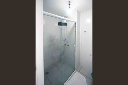 Studio para alugar com 30m², 1 quarto e sem vaga Studio para alugar com 30m², 1 quarto e sem vagaBanheiro