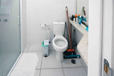 Studio para alugar com 30m², 1 quarto e sem vaga Studio para alugar com 30m², 1 quarto e sem vagaBanheiro