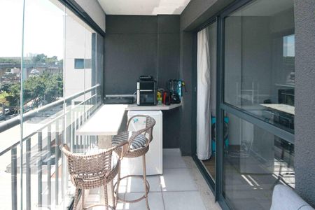 Studio para alugar com 30m², 1 quarto e sem vaga Studio para alugar com 30m², 1 quarto e sem vagaVaranda