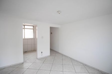 Sala de apartamento para alugar com 2 quartos, 45m² em Estrela do Norte, São Gonçalo