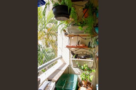 Apartamento à venda com 64m², 3 quartos e 1 vagaSacada