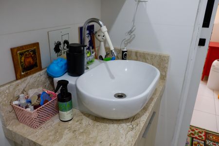 Apartamento à venda com 64m², 3 quartos e 1 vagaBanheiro