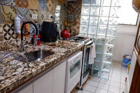 Apartamento à venda com 64m², 3 quartos e 1 vagacozinha