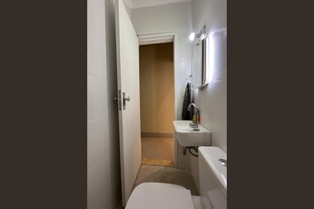 Casa à venda com 281m², 3 quartos e 2 vagasLavabo