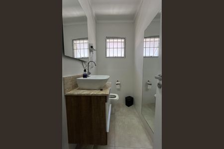 Casa à venda com 281m², 3 quartos e 2 vagasBanheiro da Suíte