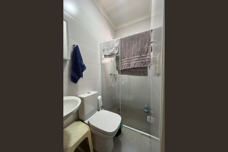 Casa à venda com 281m², 3 quartos e 2 vagasBanheiro de serviço