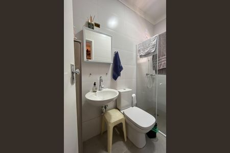 Casa à venda com 281m², 3 quartos e 2 vagasBanheiro de serviço