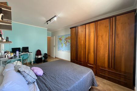 Casa à venda com 281m², 3 quartos e 2 vagasQuarto 2