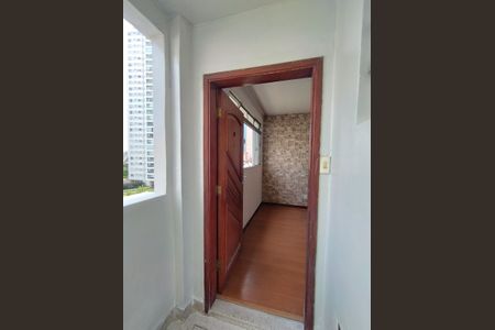 Apartamento para alugar com 85m², 3 quartos e sem vagaEntrada 