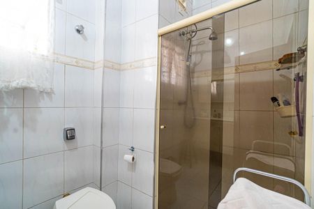Apartamento à venda com 97m², 3 quartos e 1 vaga Apartamento à venda com 97m², 3 quartos e 1 vagaBanheiro
