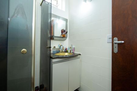Apartamento à venda com 85m², 3 quartos e 1 vagaBANHEIRO