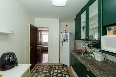 Apartamento à venda com 85m², 3 quartos e 1 vagaCOZINHA