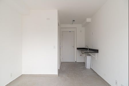 Studio para alugar com 20m², 1 quarto e sem vaga Studio para alugar com 20m², 1 quarto e sem vagaSala/Quarto