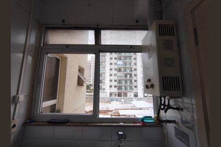 Apartamento à venda com 69m², 3 quartos e 1 vagaÁrea de Serviço