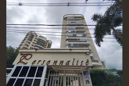 Apartamento à venda com 69m², 3 quartos e 1 vagaFachada