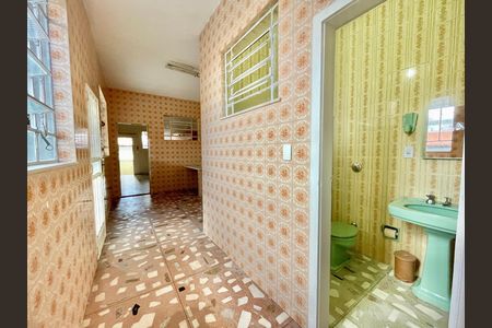 Casa para alugar com 336m², 3 quartos e 3 vagasBanheiro de serviço