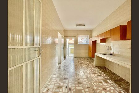 Casa para alugar com 336m², 3 quartos e 3 vagasCozinha