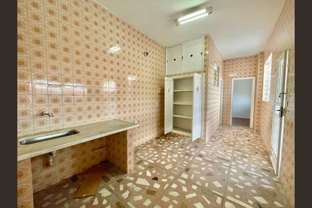 Casa para alugar com 336m², 3 quartos e 3 vagasCozinha