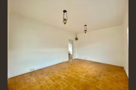 Casa para alugar com 336m², 3 quartos e 3 vagasQuarto