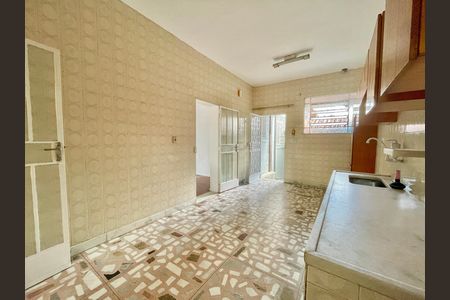 Casa para alugar com 336m², 3 quartos e 3 vagasCozinha