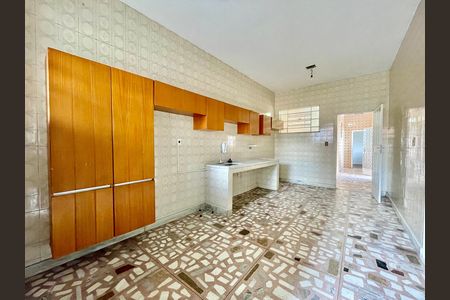 Casa para alugar com 336m², 3 quartos e 3 vagasCozinha