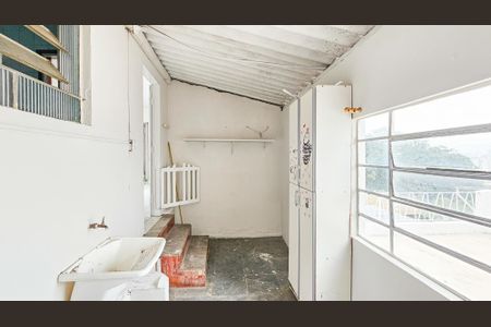 Casa para alugar com 70m², 2 quartos e sem vagaÁrea de serviço