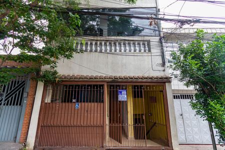 Casa para alugar com 35m², 1 quarto e sem vaga