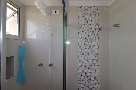 Apartamento à venda com 77m², 3 quartos e 2 vagasBanheiro da Suíte