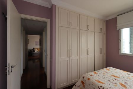 Apartamento à venda com 77m², 3 quartos e 2 vagasSuíte