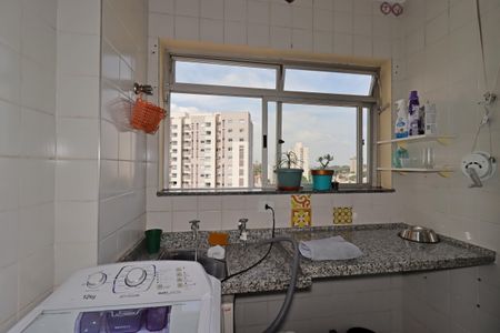 Apartamento à venda com 77m², 3 quartos e 2 vagasÁrea de Serviço