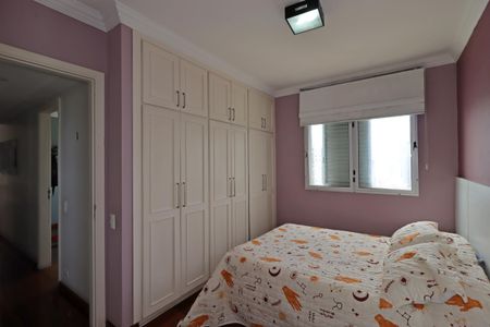 Apartamento à venda com 77m², 3 quartos e 2 vagasSuíte