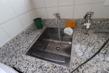 Apartamento à venda com 77m², 3 quartos e 2 vagasÁrea de Serviço - Tanque