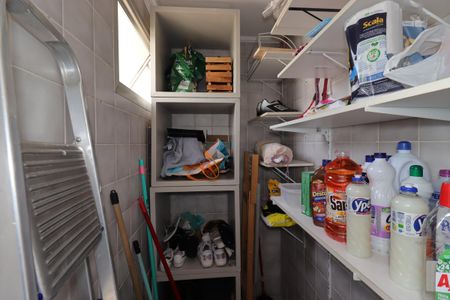 Apartamento à venda com 77m², 3 quartos e 2 vagasDespensa