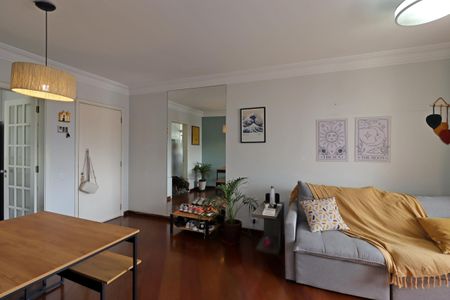 Apartamento à venda com 77m², 3 quartos e 2 vagasSala