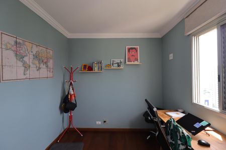 Apartamento à venda com 77m², 3 quartos e 2 vagasQuarto 2