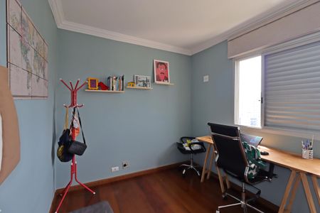 Apartamento à venda com 77m², 3 quartos e 2 vagasQuarto 2