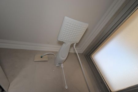 Apartamento à venda com 77m², 3 quartos e 2 vagasBanheiro Social - Chuveiro