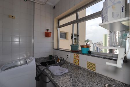 Apartamento à venda com 77m², 3 quartos e 2 vagasÁrea de Serviço