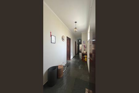 Casa à venda com 182m², 5 quartos e 4 vagas