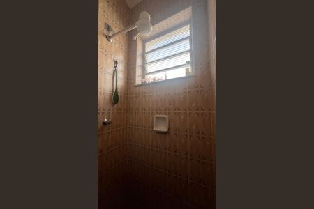 Casa à venda com 182m², 5 quartos e 4 vagas