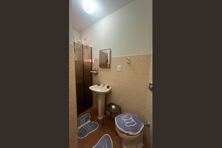 Casa à venda com 182m², 5 quartos e 4 vagas