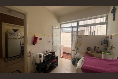 Casa à venda com 182m², 5 quartos e 4 vagas