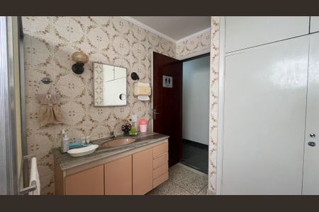 Casa à venda com 182m², 5 quartos e 4 vagas